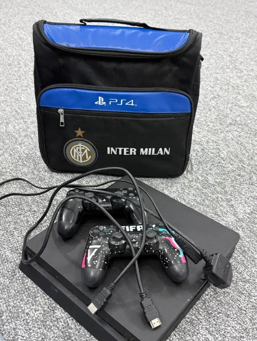 جمهوری|کنسول، بازی ویدئویی و آنلاین|قم, انسجام|دیوار