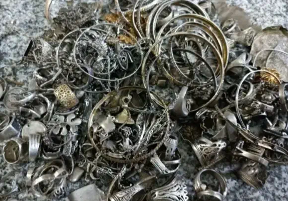 نقره|جواهرات|شیراز, فرگاز|دیوار