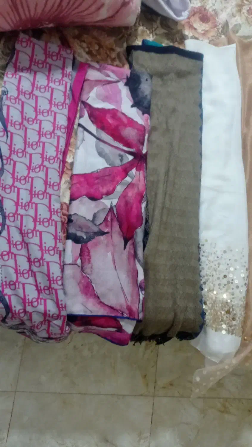 تعدادی شال وکفش درحد|کیف، کفش، کمربند|قزوین, |دیوار