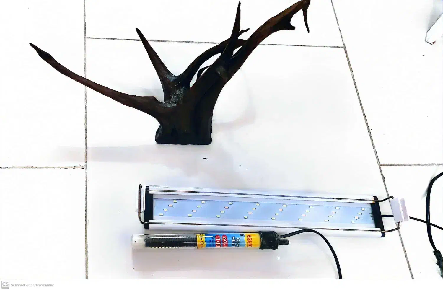 اکواریوم *چراغ اکواریوم*ابنوس*بخاری|ماهی|قم, بکایی|دیوار