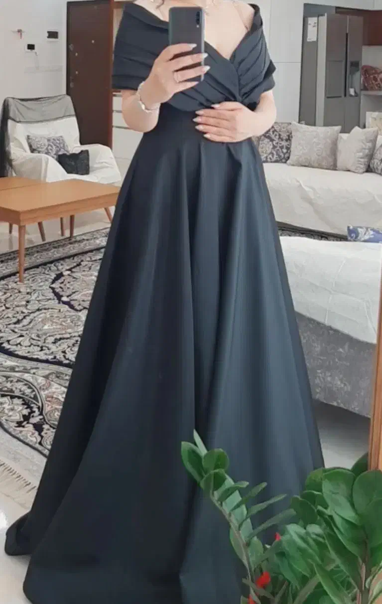 پیراهن مجلسی|لباس|پاکدشت, پاکدشت (مامازند)|دیوار