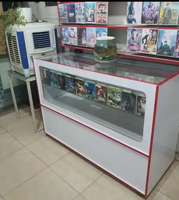 دکور ملامینه تمیز و نو پاچال یا ویترین|بوفه، ویترین، کنسول|مشهد, رسالت|دیوار