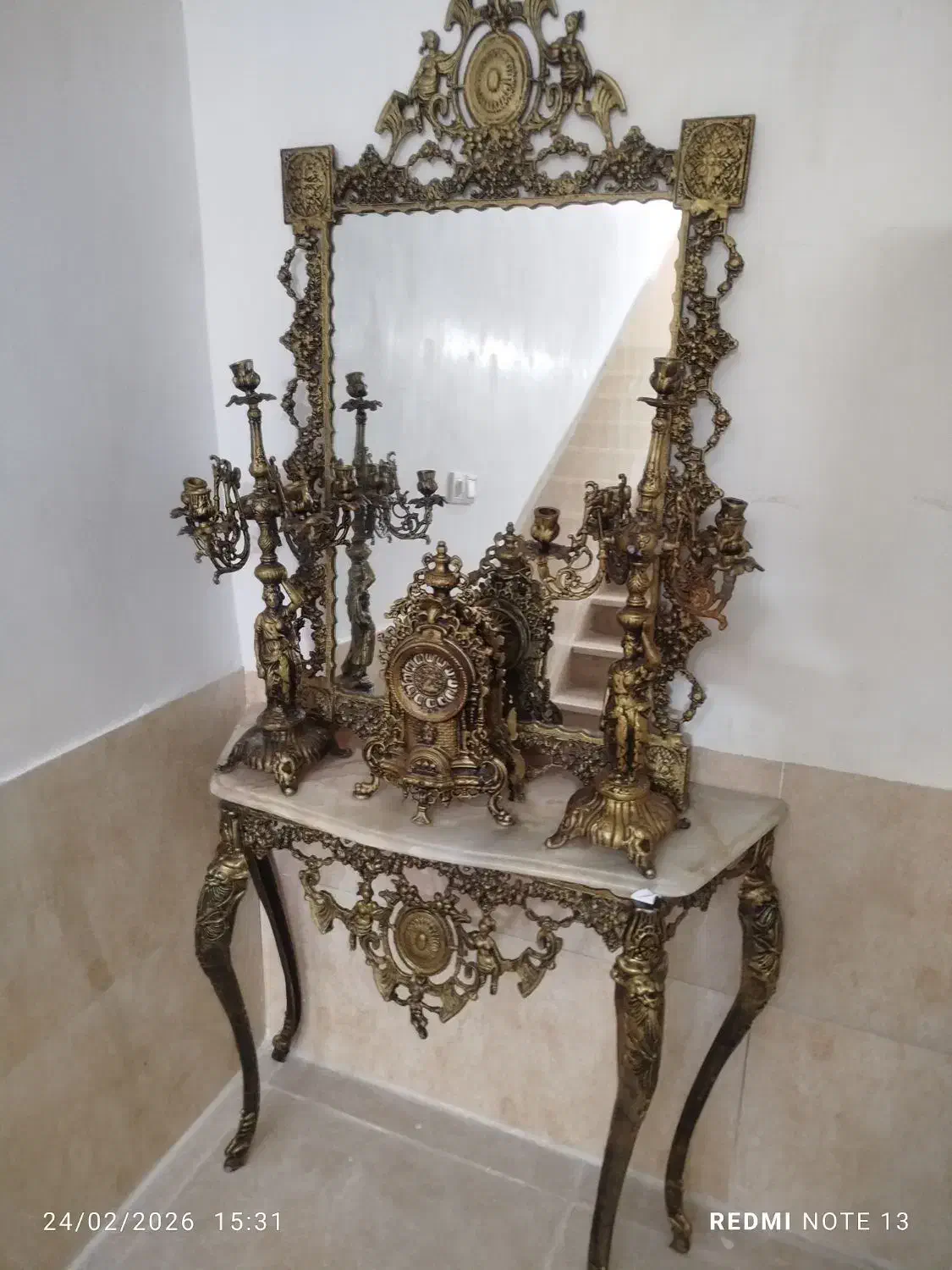 طرح برنز|آینه|خرم‌آباد, |دیوار