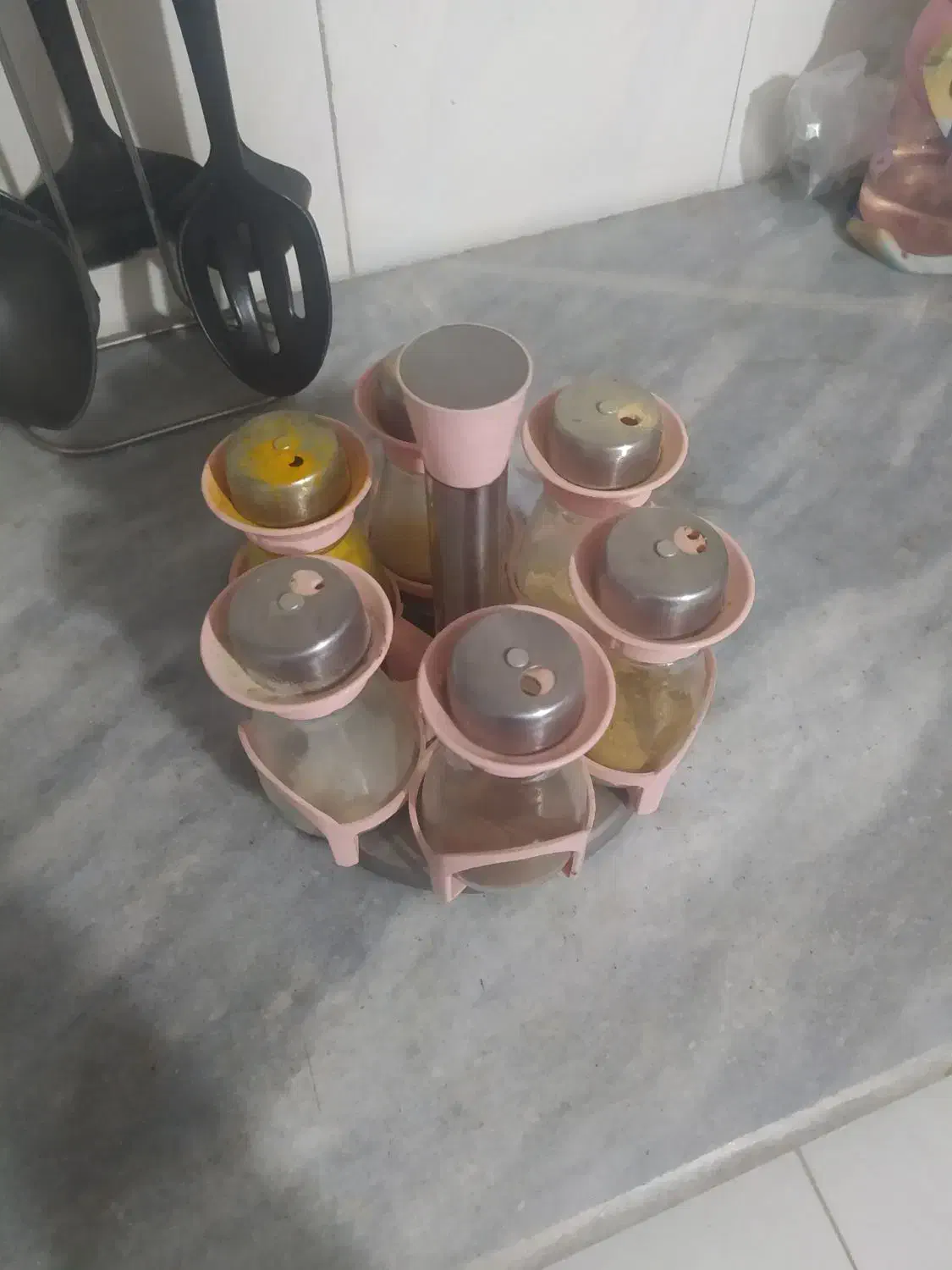 جا ادویه ای چرخشی|ظروف نگهدارنده، پلاستیکی، یکبارمصرف|اسلامشهر, شهرک قائمیه|دیوار