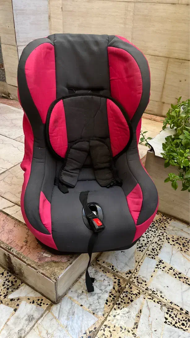 صندلی ماشین|کالسکه و لوازم جانبی|رشت, رشتیان|دیوار