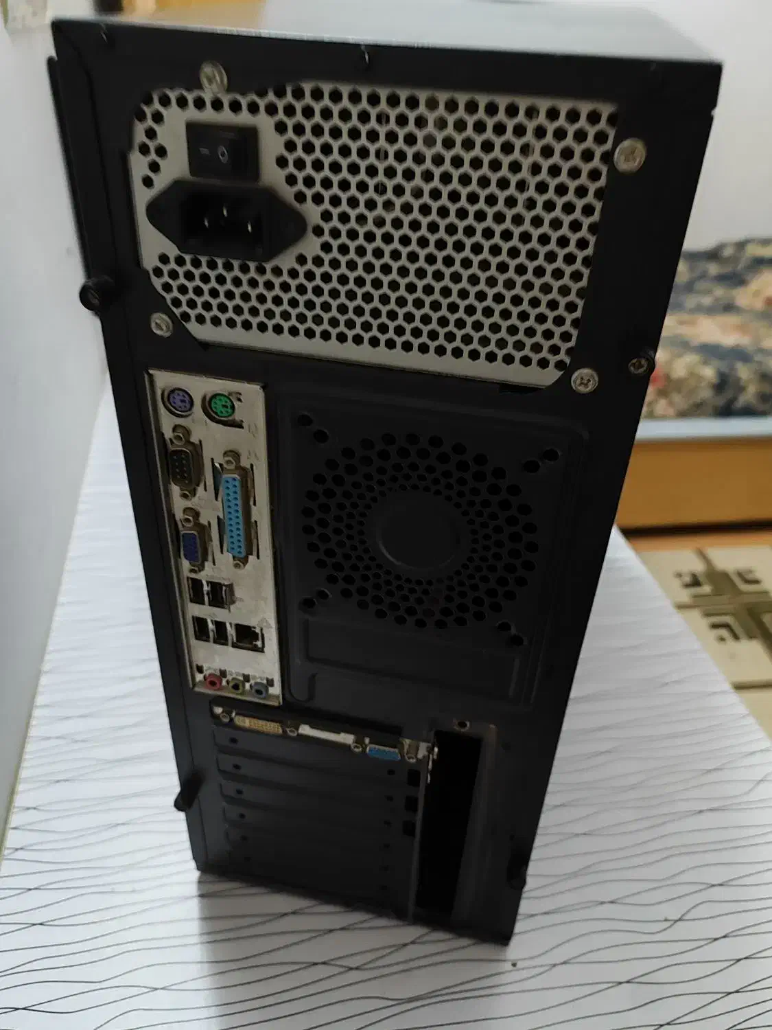 کیس خانگی و مانیتور LG|رایانه رومیزی|بجنورد, |دیوار