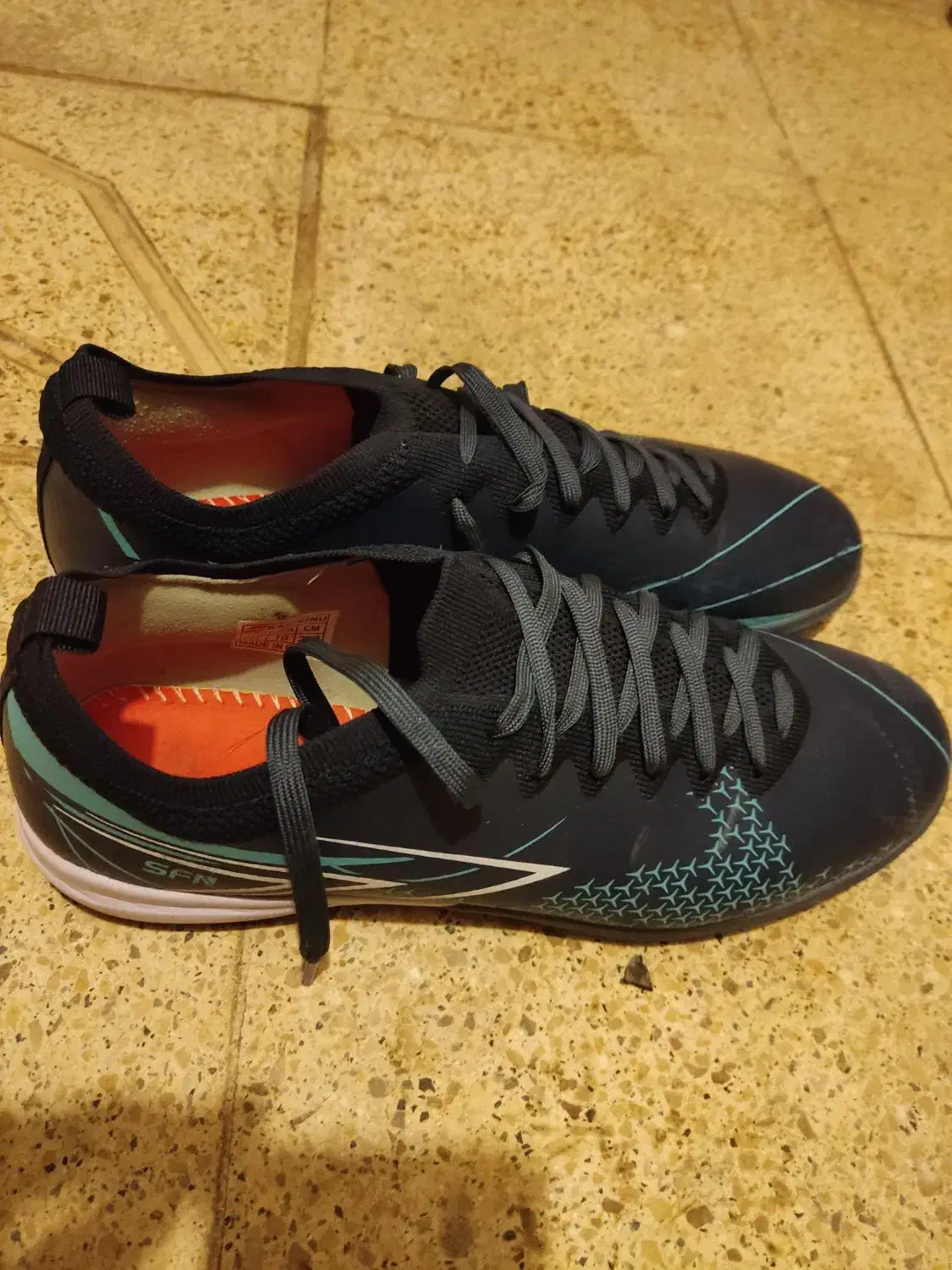 کفش سالن|تجهیزات ورزشی|نیشابور, سرآب کوشک|دیوار