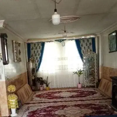 پرده نو با یالان  و یک جفت کفش|پرده، رانر، رومیزی|قرچک, پارس سرام|دیوار