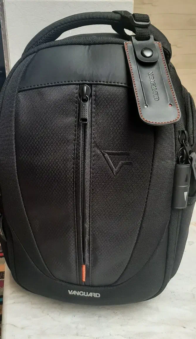 کیف کوله دوربین عکاسی وفیلمبرداری مارک اصل ونگارد|دوربین عکاسی و فیلم‌برداری|اصفهان, همدانیان|دیوار