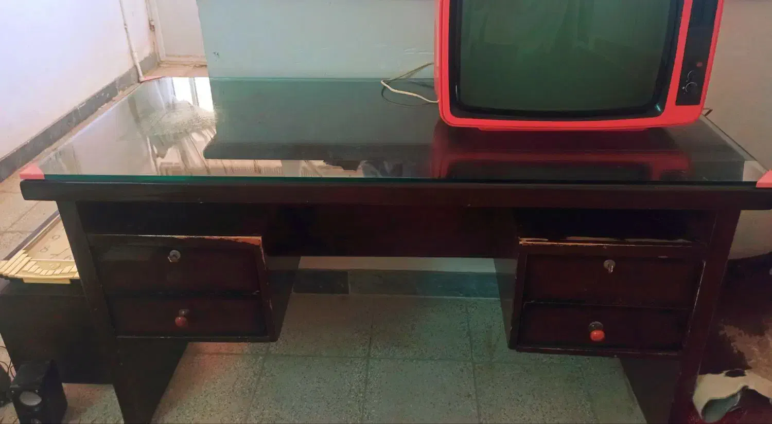 میز اداری|مبلمان اداری|دامغان, |دیوار