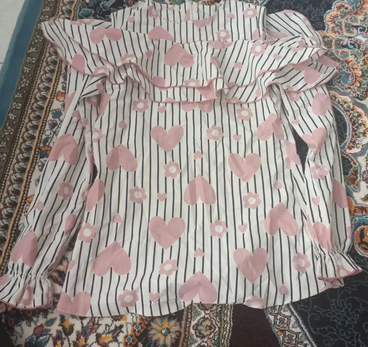 لباس دخترانه|لباس|قم, بوستان جوان|دیوار