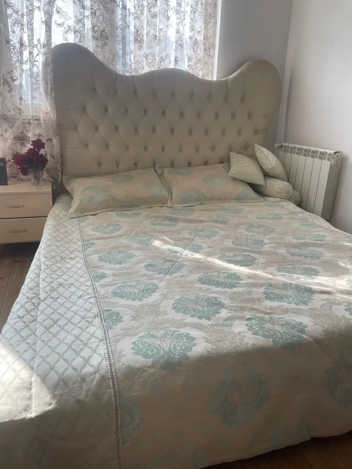 تخت و میز اینه|تخت و سرویس خواب|گنبد کاووس, |دیوار