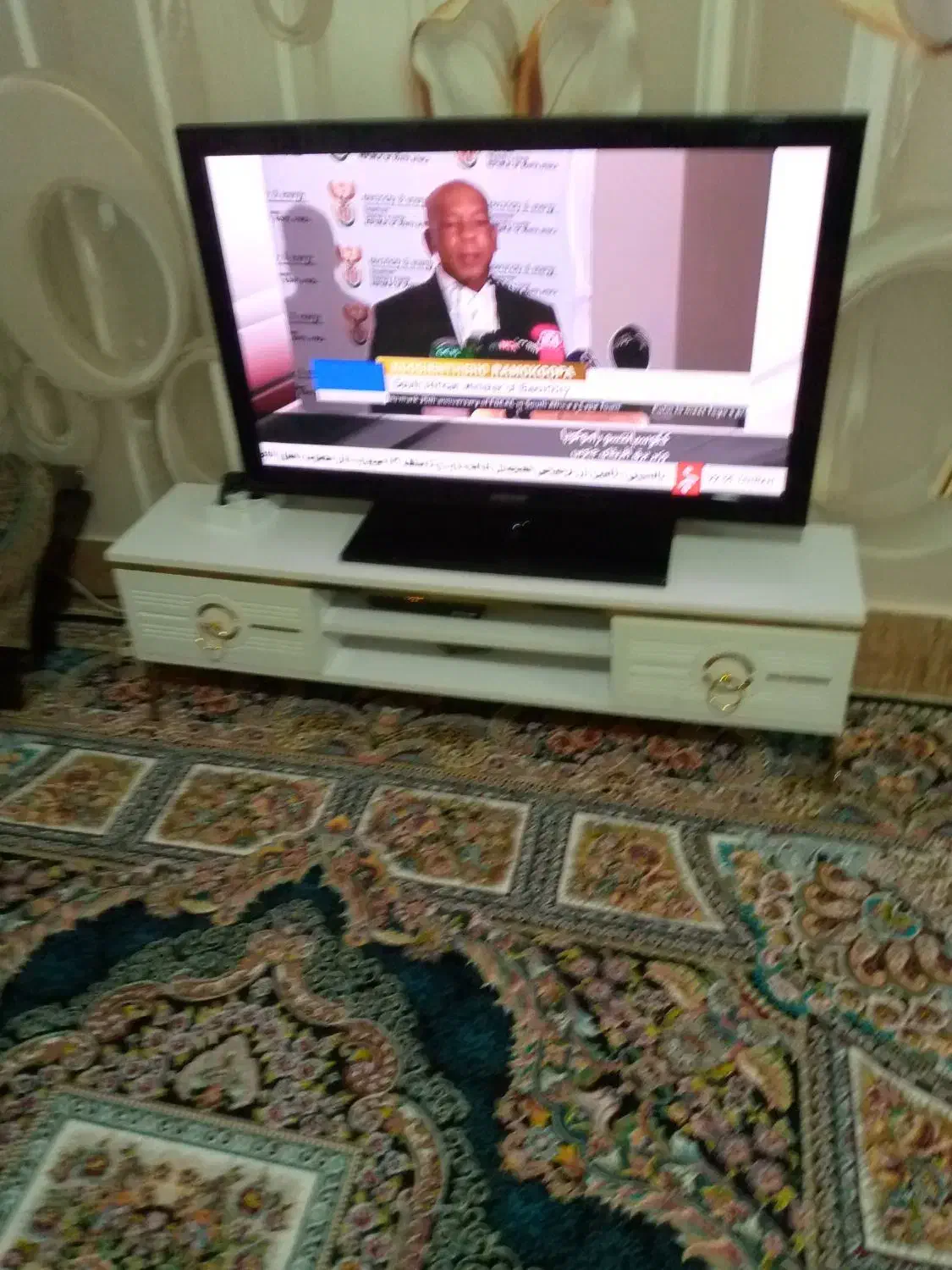 فروش جای کفشی و میز تلویزیون|میز تلویزیون|چابهار, |دیوار