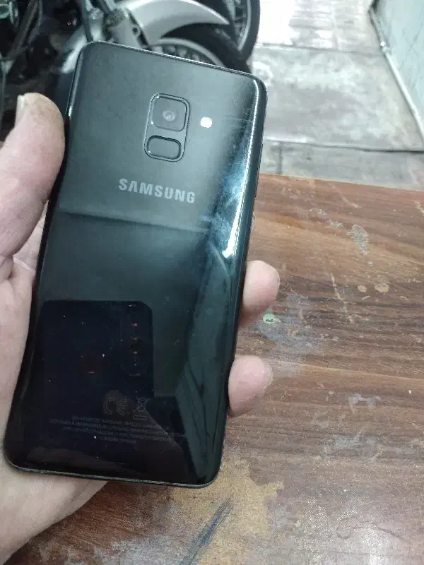 گوشی A8 در حد نو با کارتن و انتقال مالکیت|موبایل|تهران, گمرک|دیوار