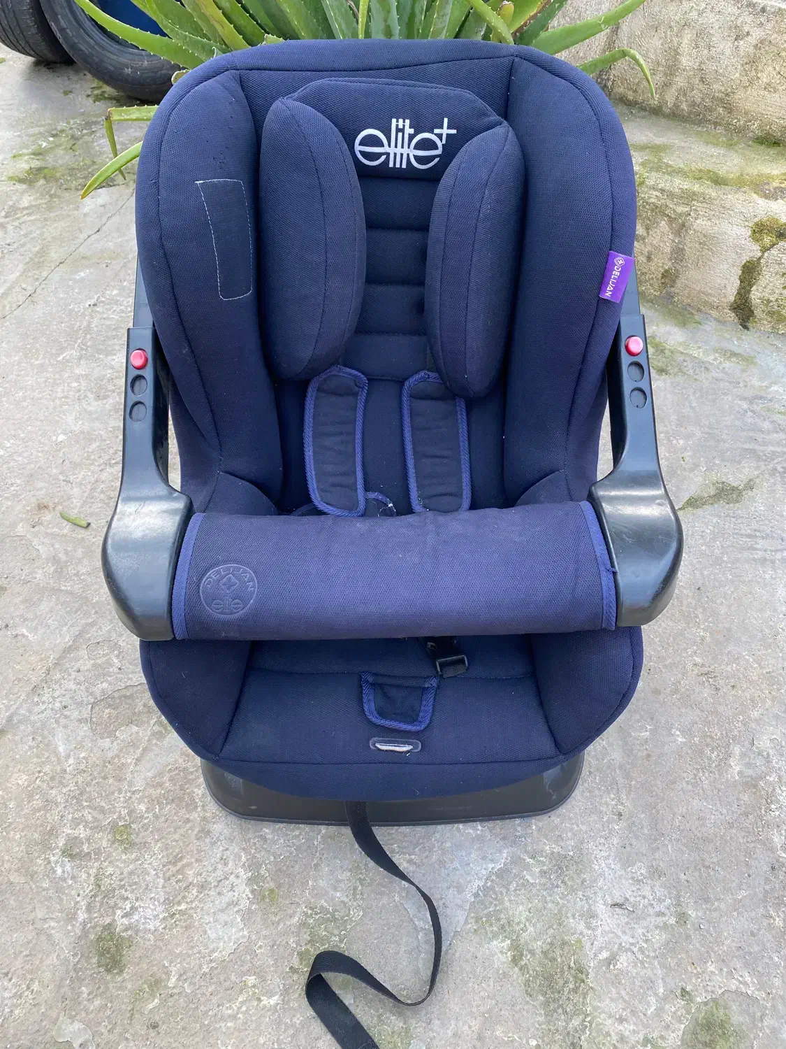 صندلی ماشین کودک برند الیت پلاس|تخت و صندلی بچه|لاهیجان, کوی آزادگان|دیوار