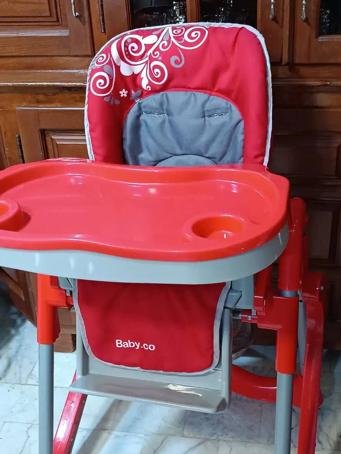 صندلی غذا|تخت و صندلی بچه|بهشهر, |دیوار