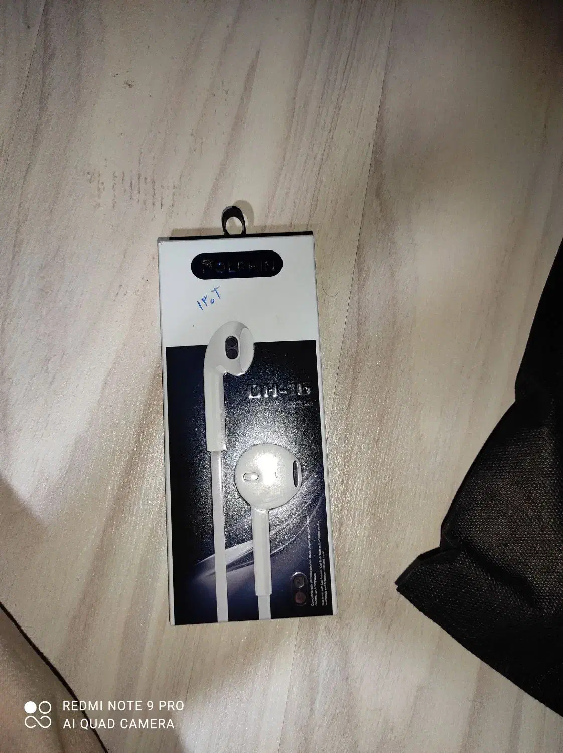 ۴ عدد هندزفری با کیفیت با قیمت مناسب|لوازم جانبی موبایل و تبلت|اردبیل, |دیوار