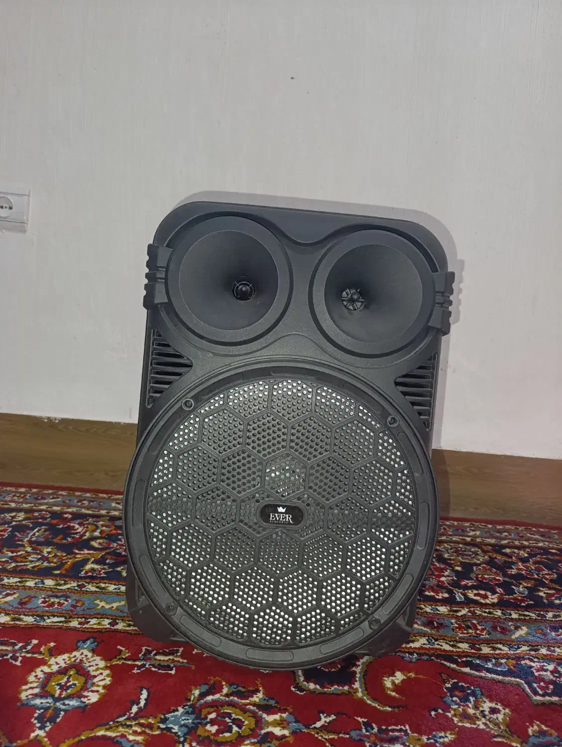 فروش اسپیکر درحد نو|پخش‌کننده همراه|شاهیوند, |دیوار