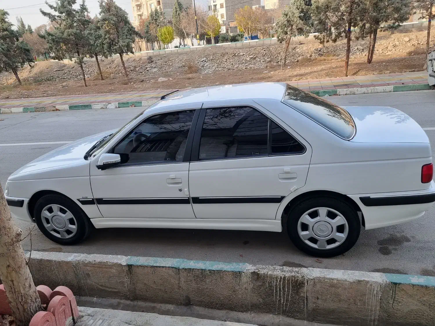 پارس تیوفایو کم کاربیرنگ|خودرو سواری و وانت|آبیک, |دیوار