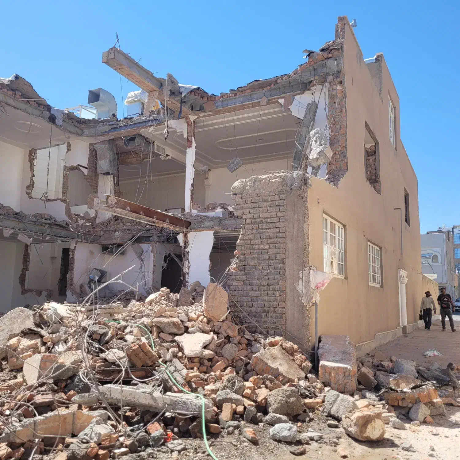 تخریب و خاکبرداری|خدمات پیشه و مهارت|بیرجند, |دیوار