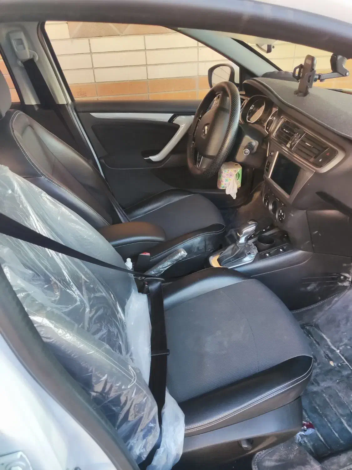 تارا اتومات ۱۴۰۲ در حد صفر|خودرو سواری و وانت|یزد, |دیوار