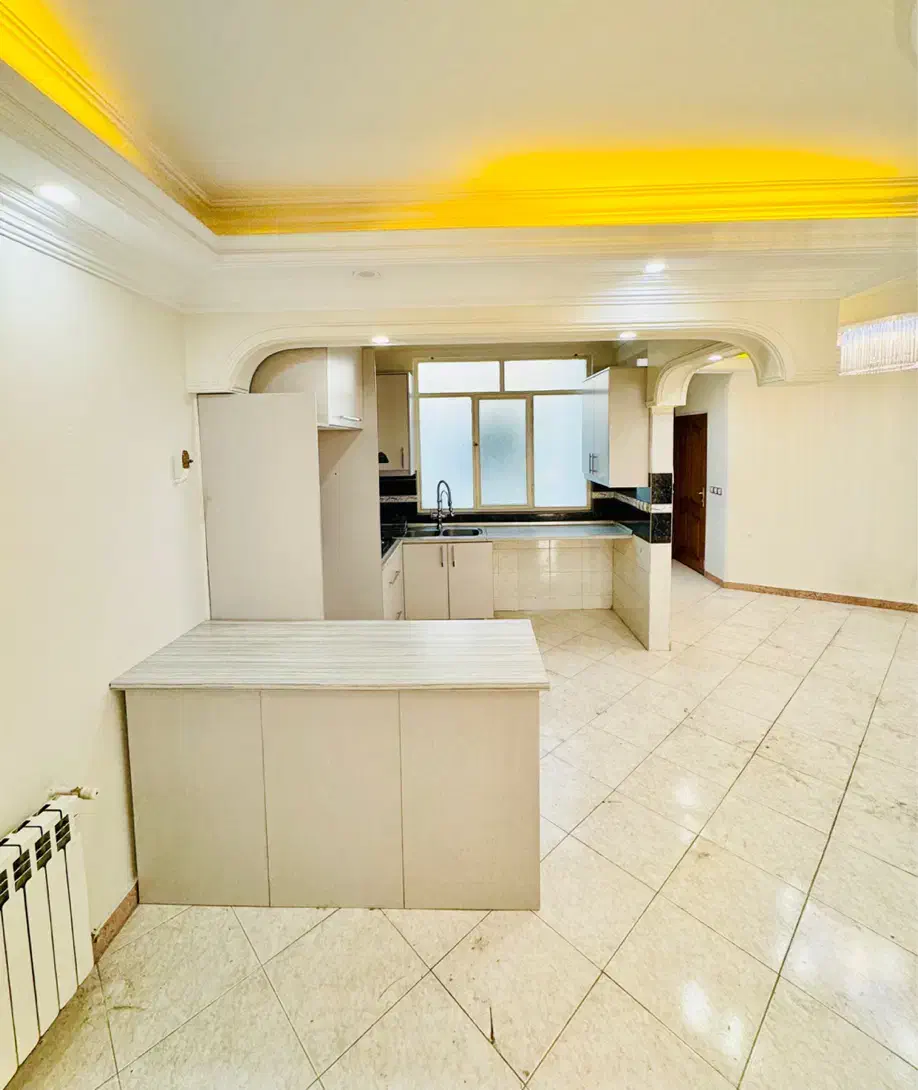 75متر * 2خواب *رو به آفتاب *خوش نقشه *تبدیل تا رهن