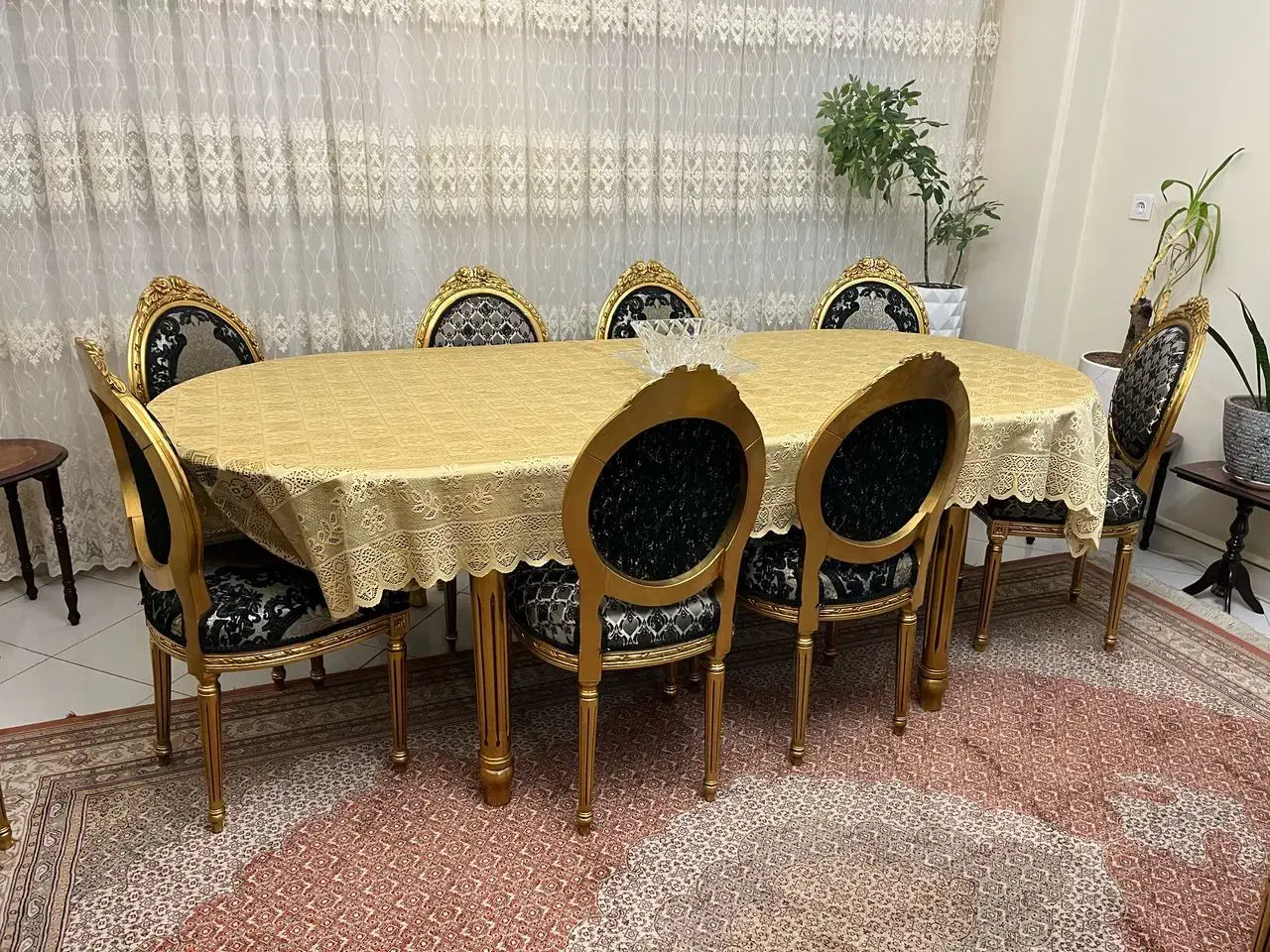 مبل سلطنتی و میز ناهارخوری در حدنو|مبلمان خانگی و میز عسلی|کرج, گوهردشت|دیوار