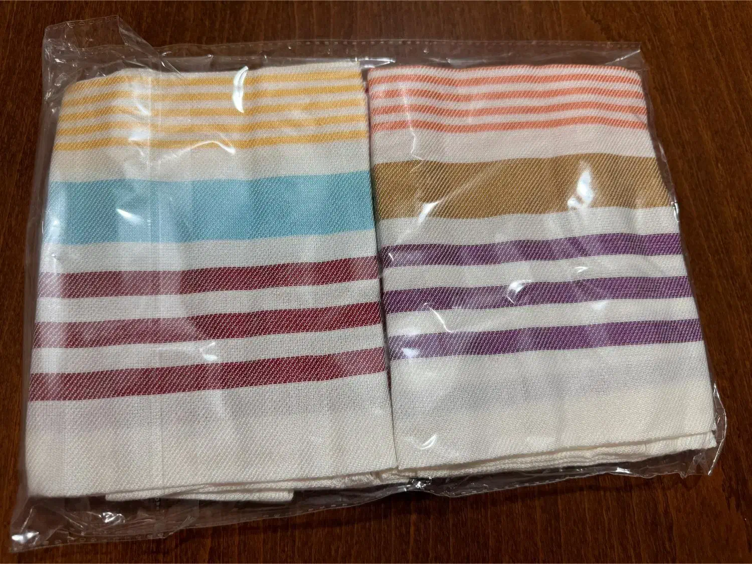 حوله استخری دستمال آشپزخونه ولباس زیر|آرایشی، بهداشتی، درمانی|شاهین‌شهر, امام حسین|دیوار