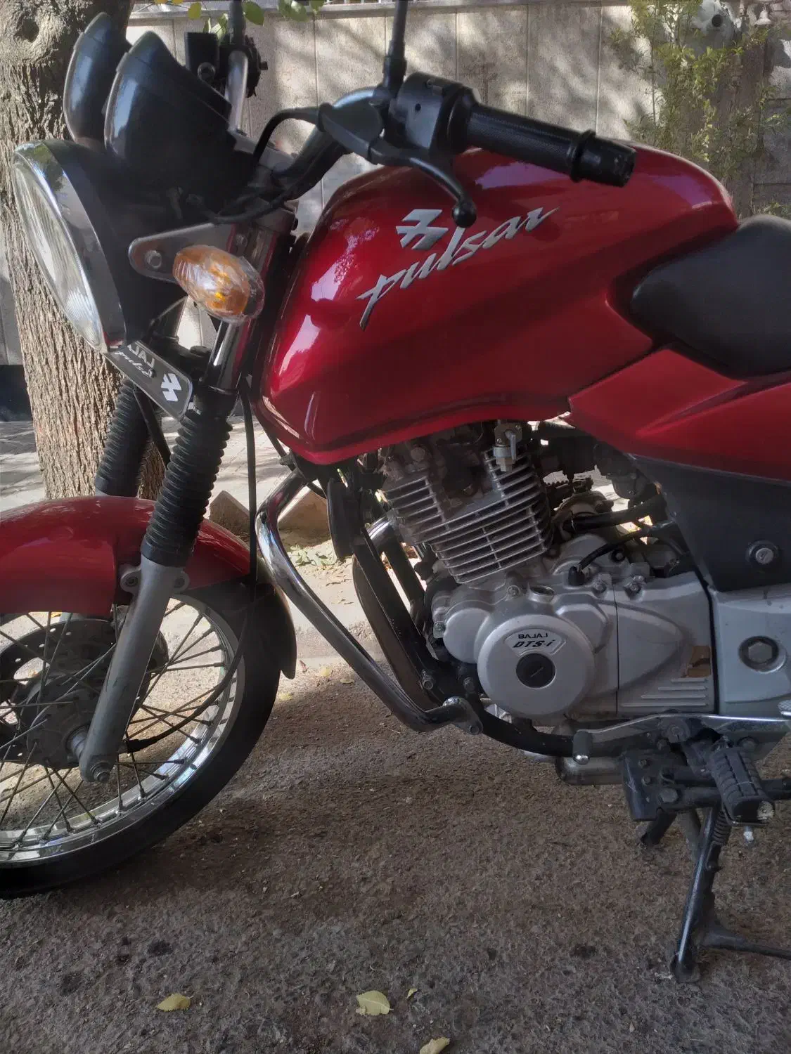 پالس پره مدل ۸۷تمیز|موتورسیکلت|تهران, خاک سفید|دیوار