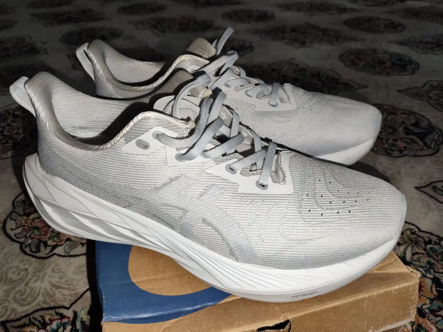 کتونی اسیکس اورجینال|کیف، کفش، کمربند|خرم‌آباد, |دیوار