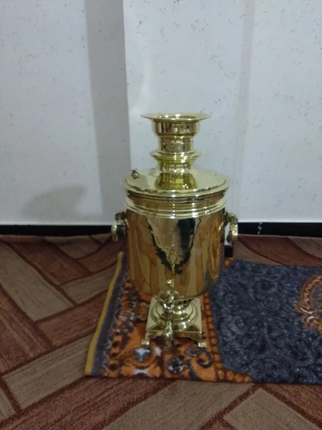 سماور روسی عتیقه|کلکسیون اشیاء عتیقه|اردبیل, |دیوار