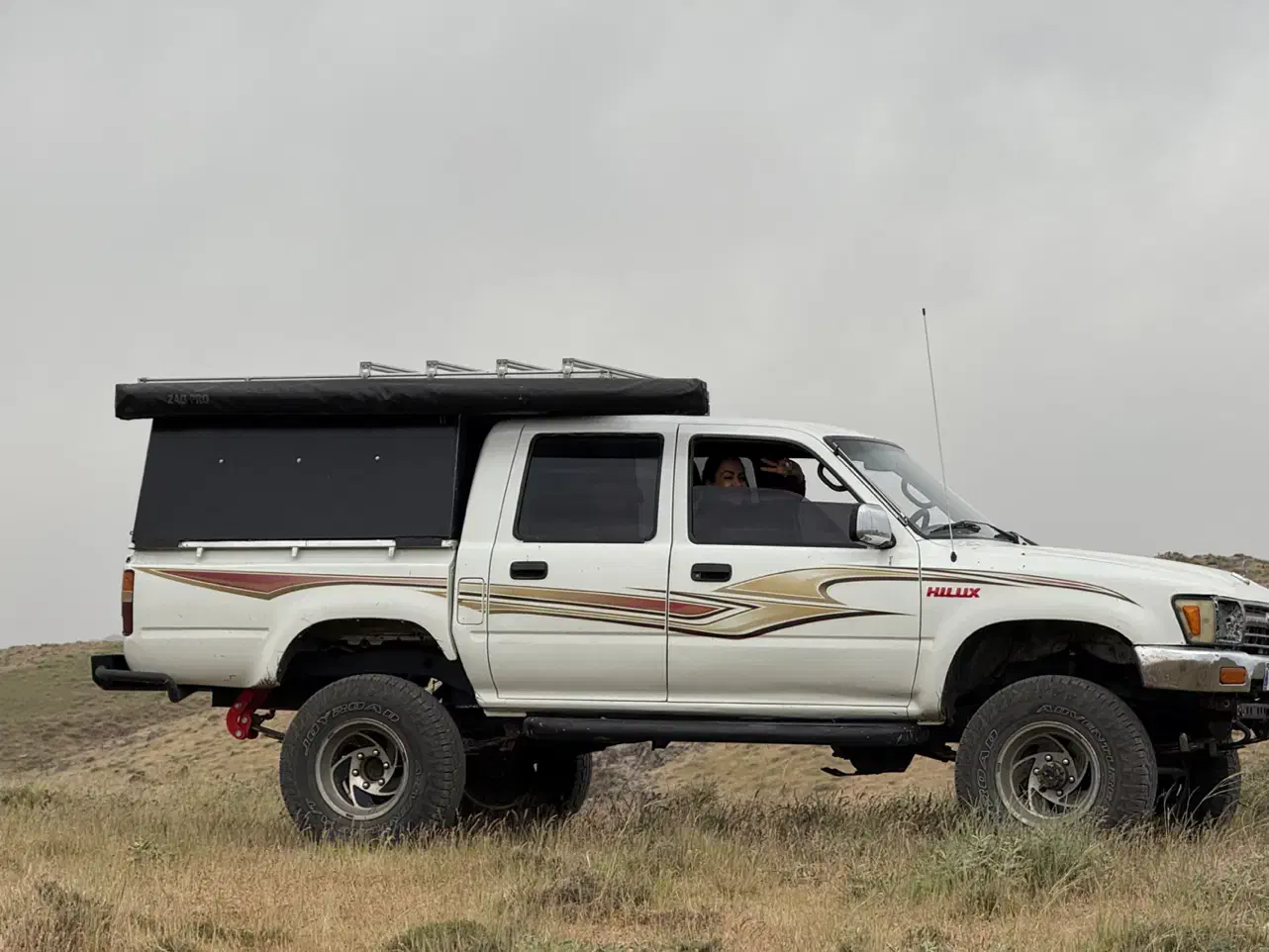 هایلوکس ۹۲ سند شخصی|خودرو سواری و وانت|مشهد, اقبال|دیوار