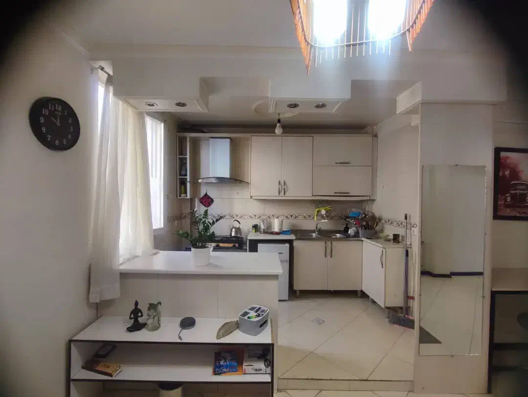 ابراهیم نژادغربی ۵۳مت انباری و آسانسور املاک امیری