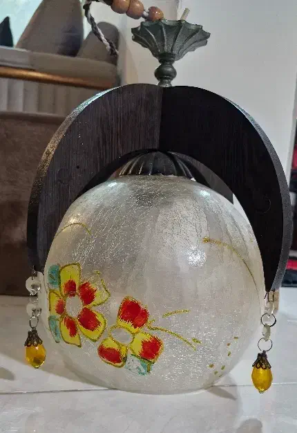 لوستر شیشه ای|لوستر و چراغ آویز|رشت, کوی امام رضا|دیوار