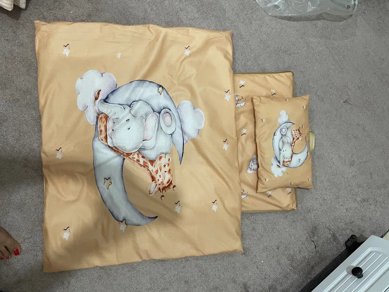 قنداق آغوشی/سرویس خواب|اسباب و اثاث بچه|آبیک, |دیوار