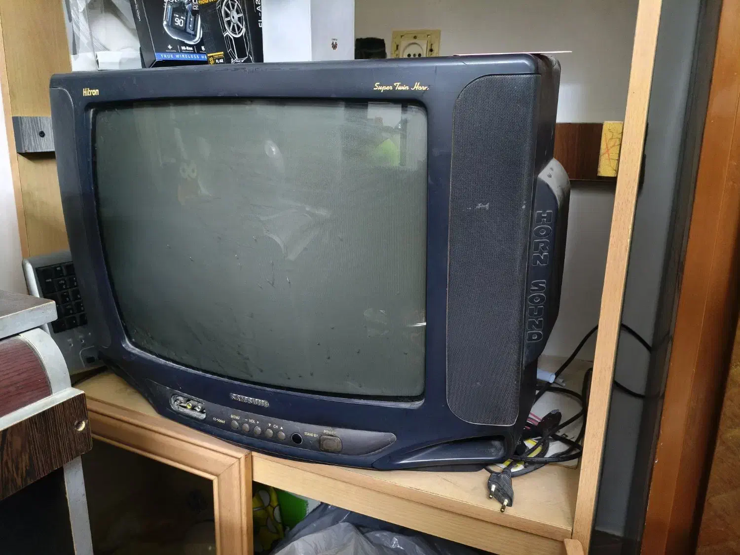 تلویزیون سامسونگ ۲۴ اینچ سالم|تلویزیون و پروژکتور|شیراز, سلطان آباد|دیوار