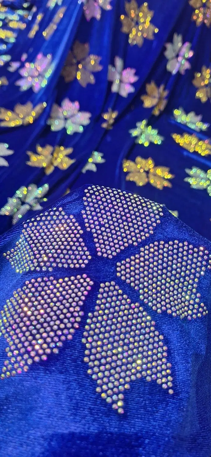لباس|لباس|ثلاث باباجانی, |دیوار