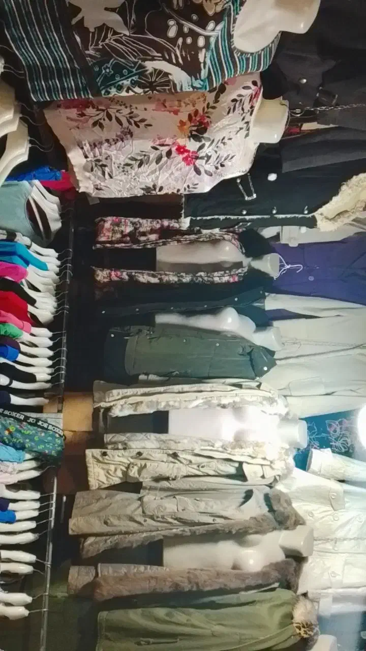 حراج کاپشن زنانه ۵۰۰ هزار تومان|لباس|نقده, |دیوار