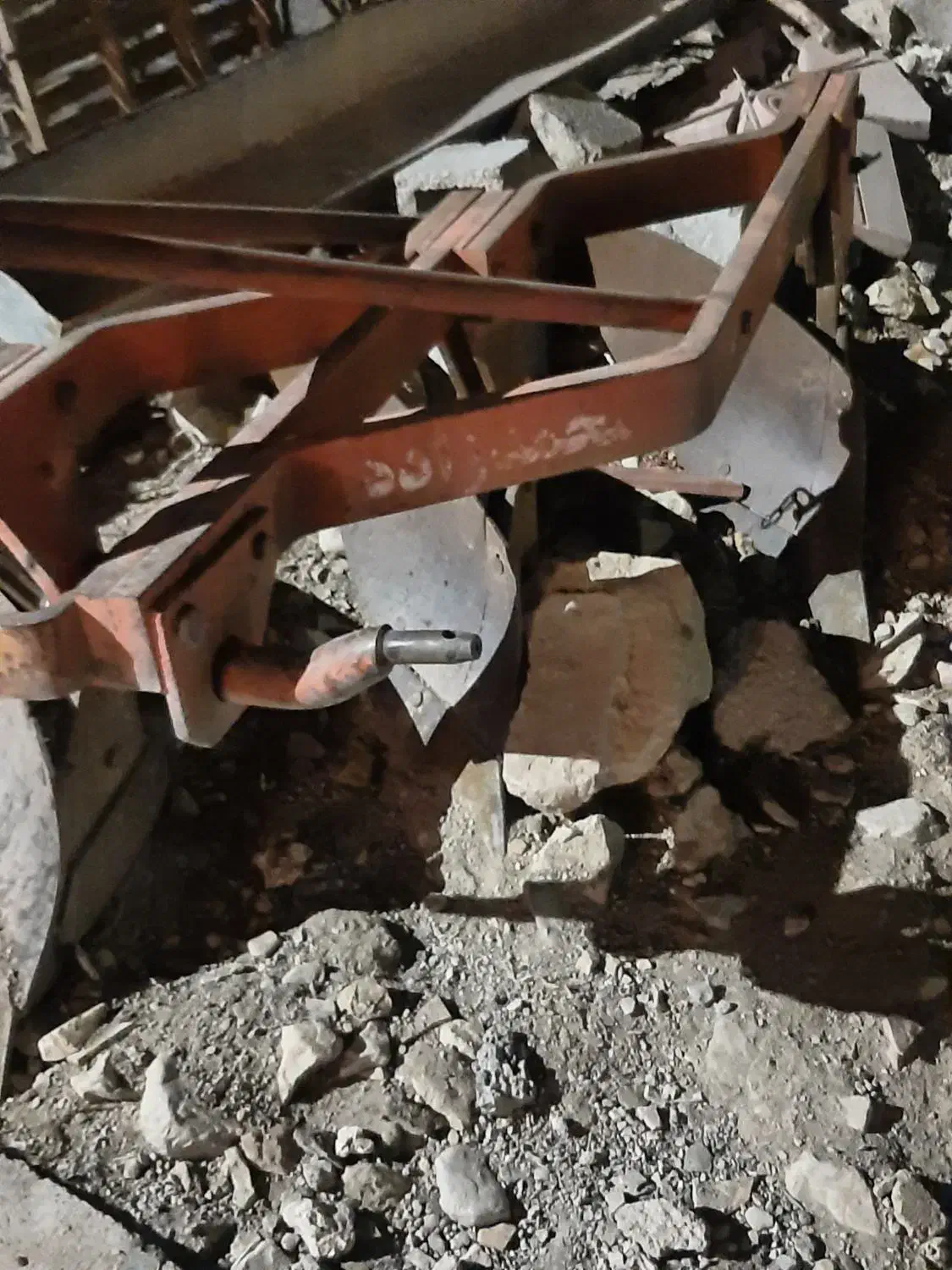 گاو اهن محمد زاده ۱۴|ماشین‌آلات صنعتی|آبدانان, |دیوار