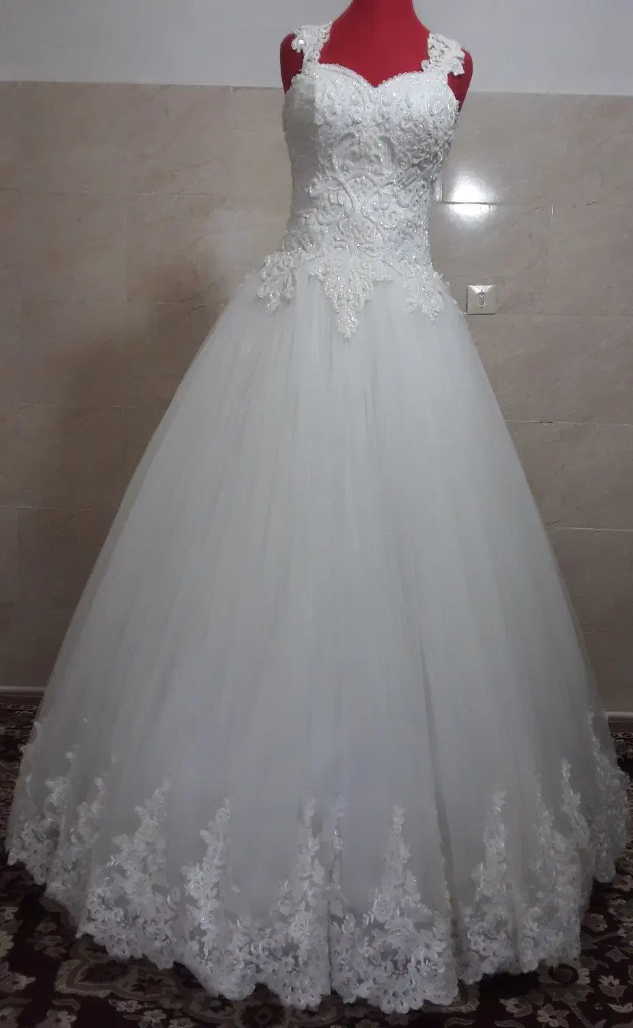 پیراهن عروس|لباس|دامغان, |دیوار