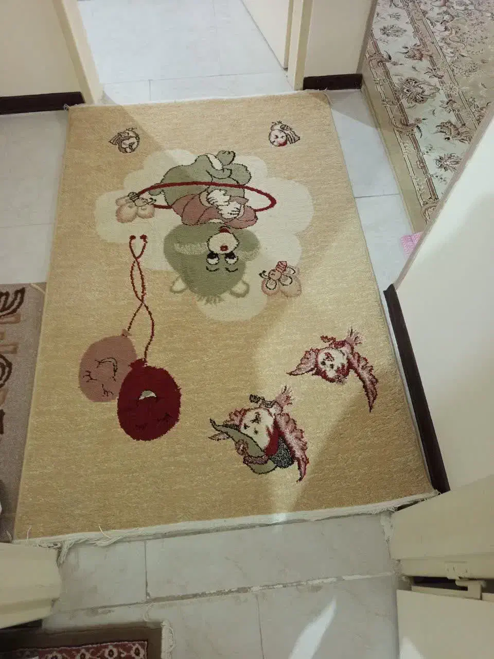 فرش اتاق و گلیم آشپز خانه|فرش|مشهد, شهرک لشکر (شهرک غرب)|دیوار