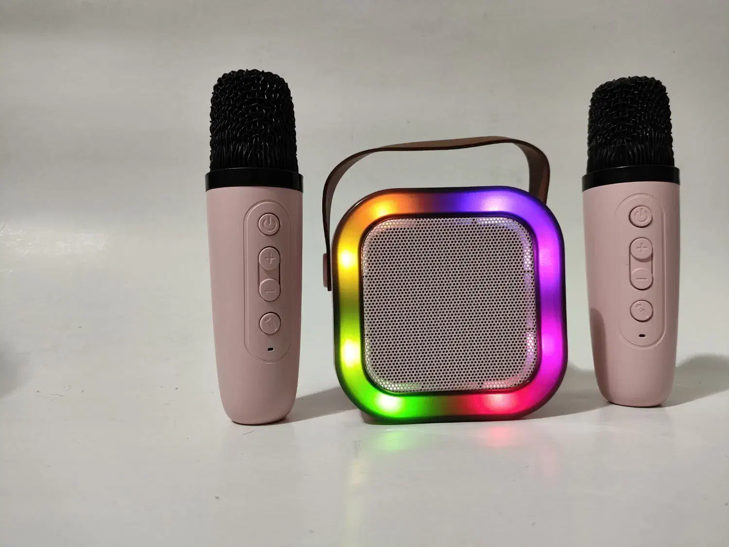 اسپیکر به همراه دو میکروفن|سیستم صوتی خانگی|کرمان, |دیوار