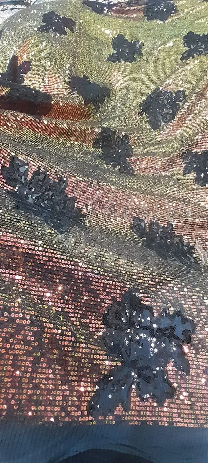 لباس تور و پارچه پولک دوزی|لباس|بروجرد, |دیوار