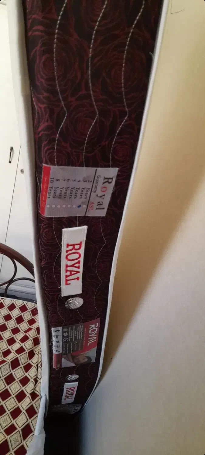 تشک تخت  به همراه تخت و کفی نئوپان|تشک تختخواب|مشهد, نیروی هوایی|دیوار