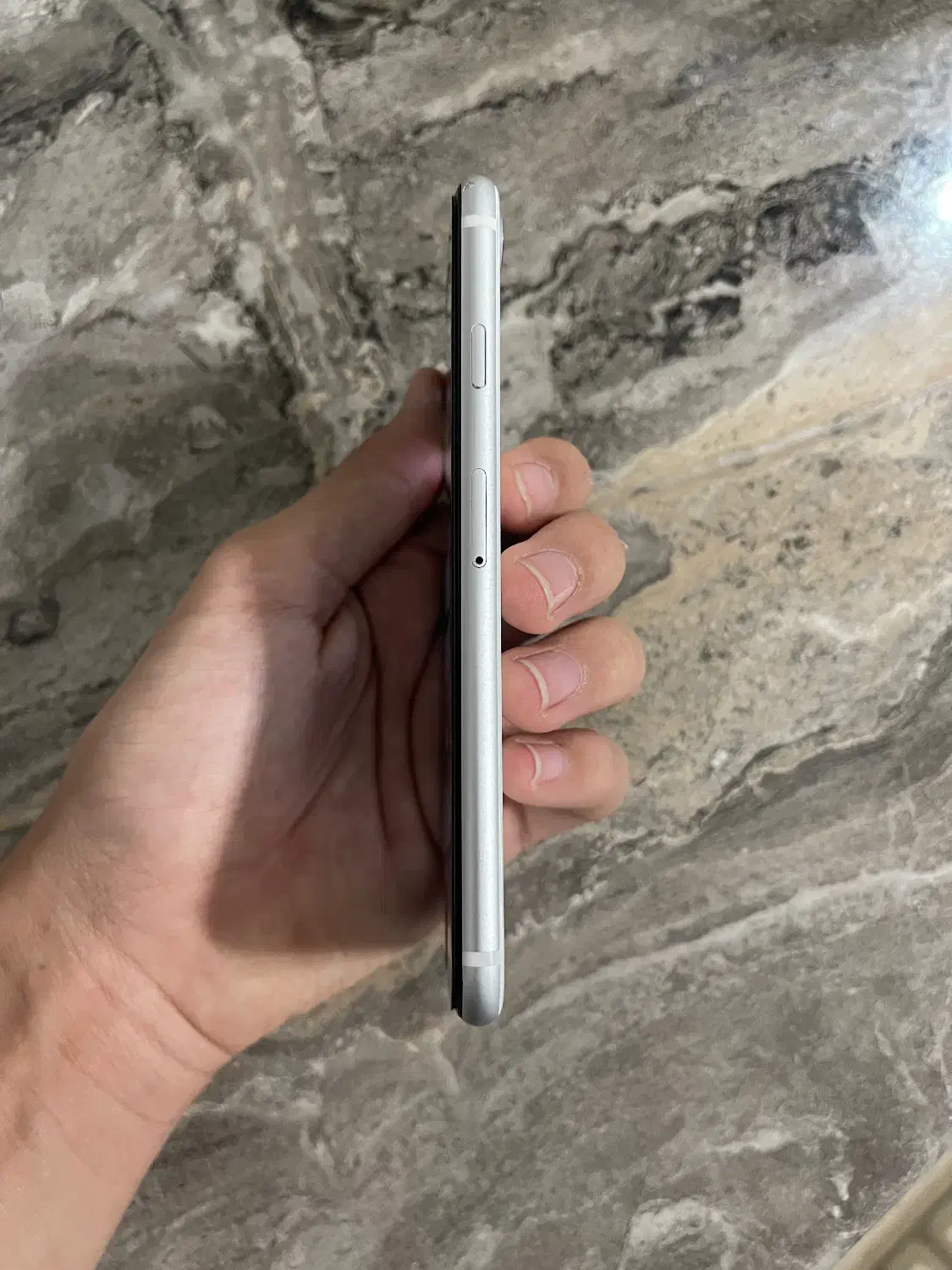 SE 2020|موبایل|اسلام‌شهر, شهرک توحید|دیوار