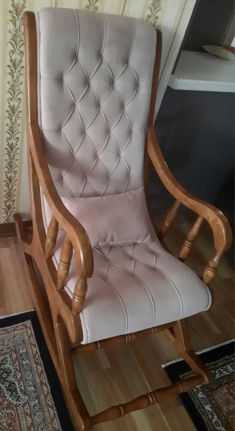 صندلی راک|صندلی و نیمکت|کرج, حصارک بالا|دیوار