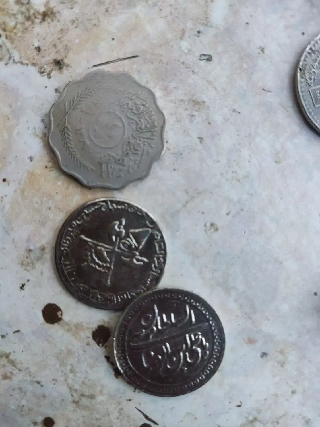 فروش شهاب سنگ ومهره های عتیقه وارزشمند|کلکسیون اشیاء عتیقه|باقرشهر, |دیوار