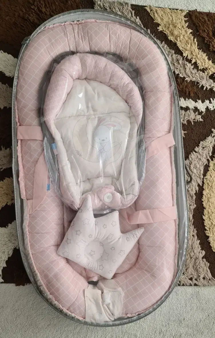 آغوشی به همراه تشک گاردار|کالسکه و لوازم جانبی|همدان, |دیوار