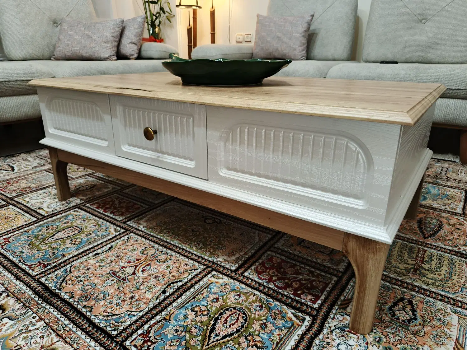 میز جلومبلی و سه عدد میزعسلی تازه خریداری شده|مبلمان خانگی و میز عسلی|تهران, بهداشت|دیوار