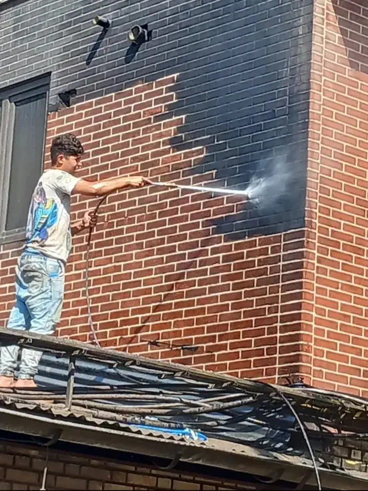 کفسابی سنگ ساب کفساب کف ساب سابزن پیچ رول پلاک|خدمات نظافت|ری, علایین|دیوار